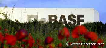 Führungskraft greift bei BASF-Aktien zu