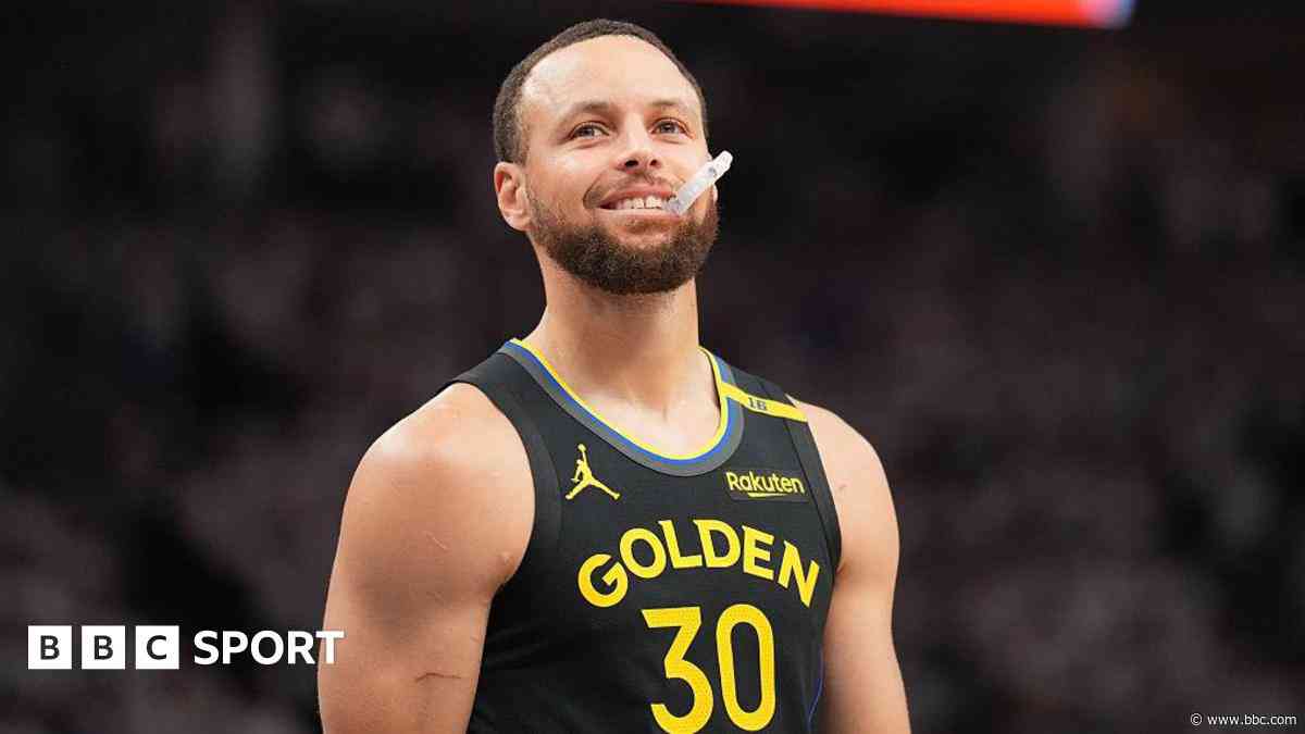 Curry injured in Warriors win as Pacers stun Cavs