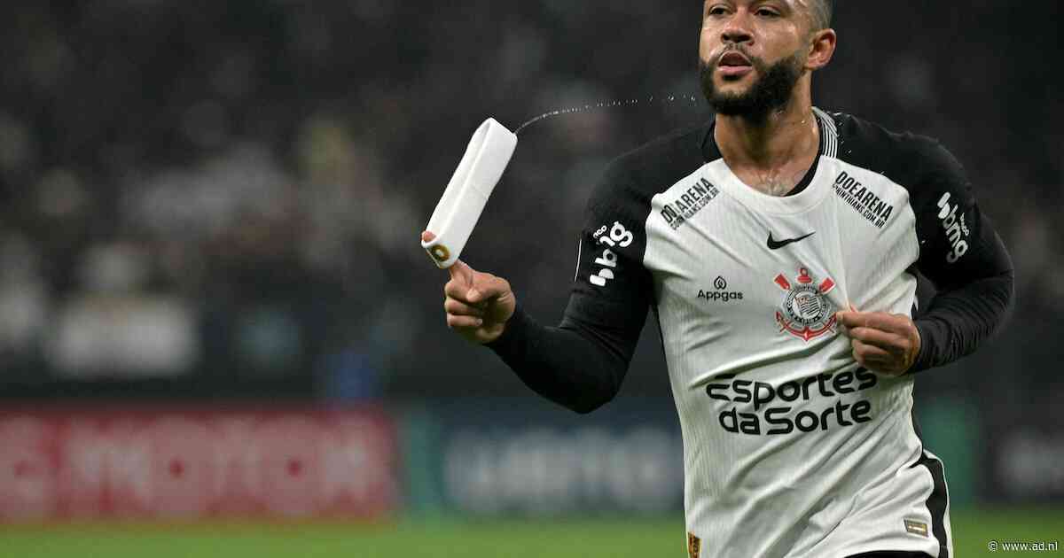 Memphis Depay maakt dankzij droge knal eerste internationale treffer, maar helpt Corinthians niet aan zege