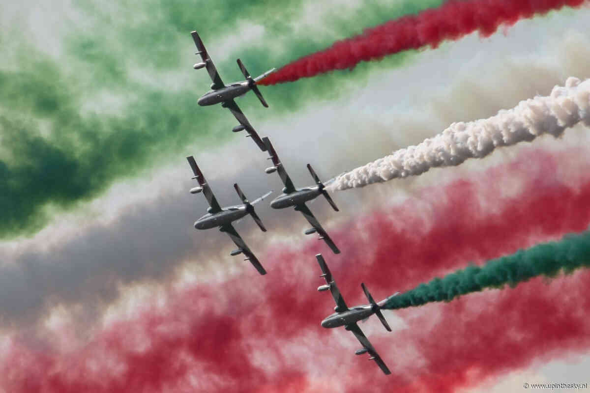 Frecce Tricolori-vliegtuigen botsen in de lucht