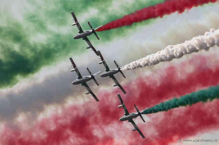 Frecce Tricolori-vliegtuigen botsen in de lucht