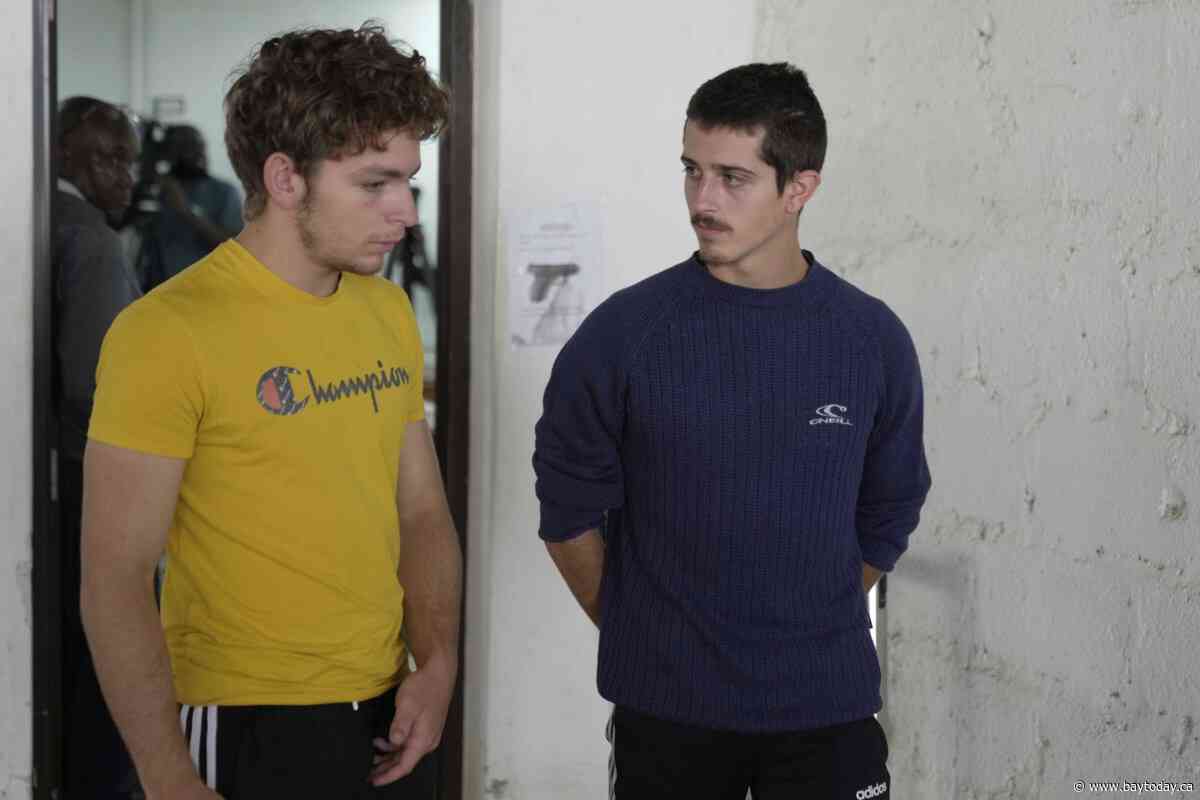 Two Belgian teenagers found with 5,000 ants in Kenya given $7,700 fine or 1-year prison sentence