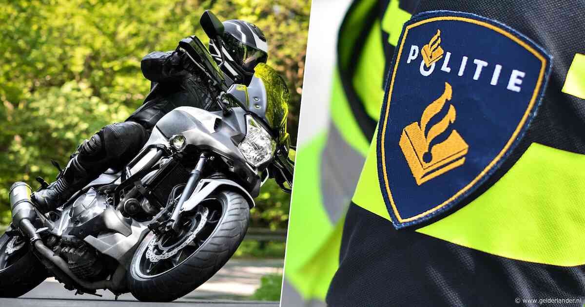 Geen rijbewijs, toch op een gestolen motor? Verdachte loopt rechtszaal uit als hij eis hoort