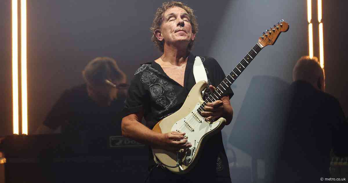 70s rock star bans fans from using phones at upcoming shows