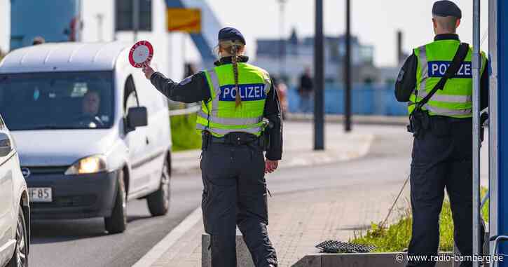 Dobrindt will an Grenzen mehr Polizisten einsetzen