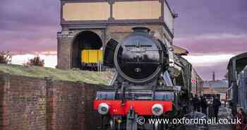 Iconic Flying Scotsman spotted in Oxfordshire and now on display in Didcot