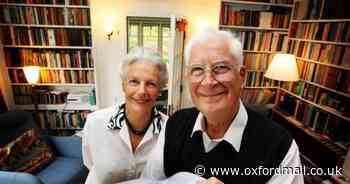 90-year-old knight, poet and former Keble warden to run 10K
