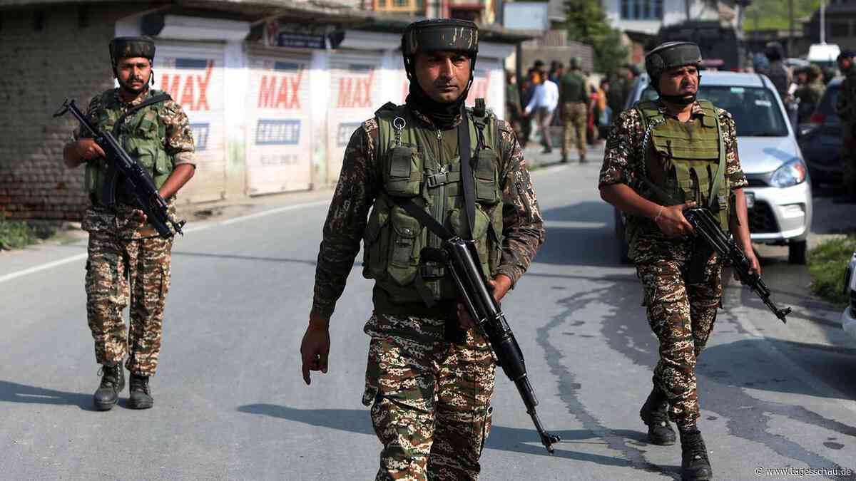 Indien und Pakistan liefern sich Gefechte in der Region Kaschmir