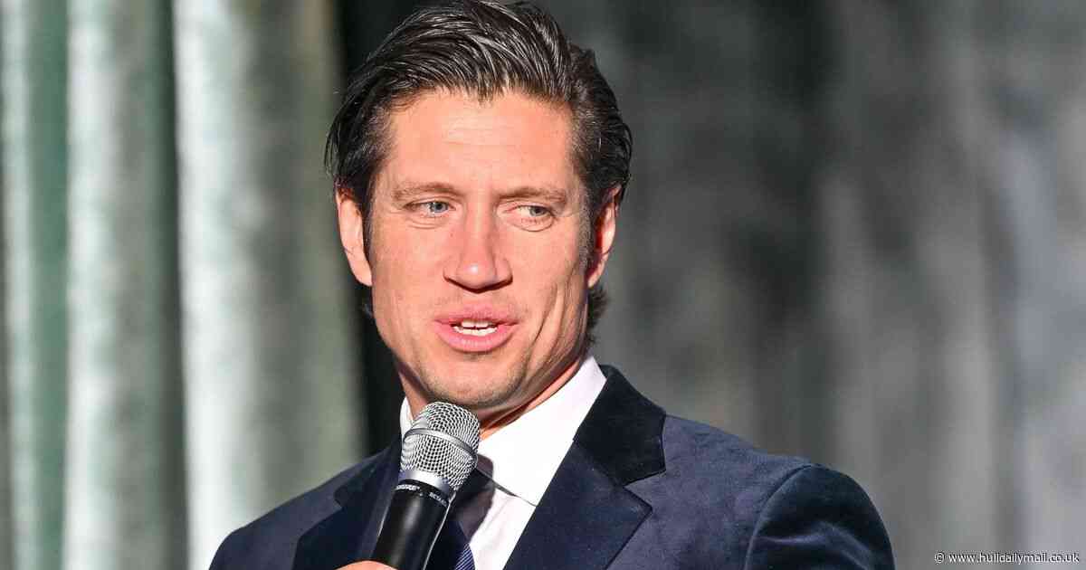 Vernon Kay to broadcast BBC Radio 2 show live from Beverley on VE Day