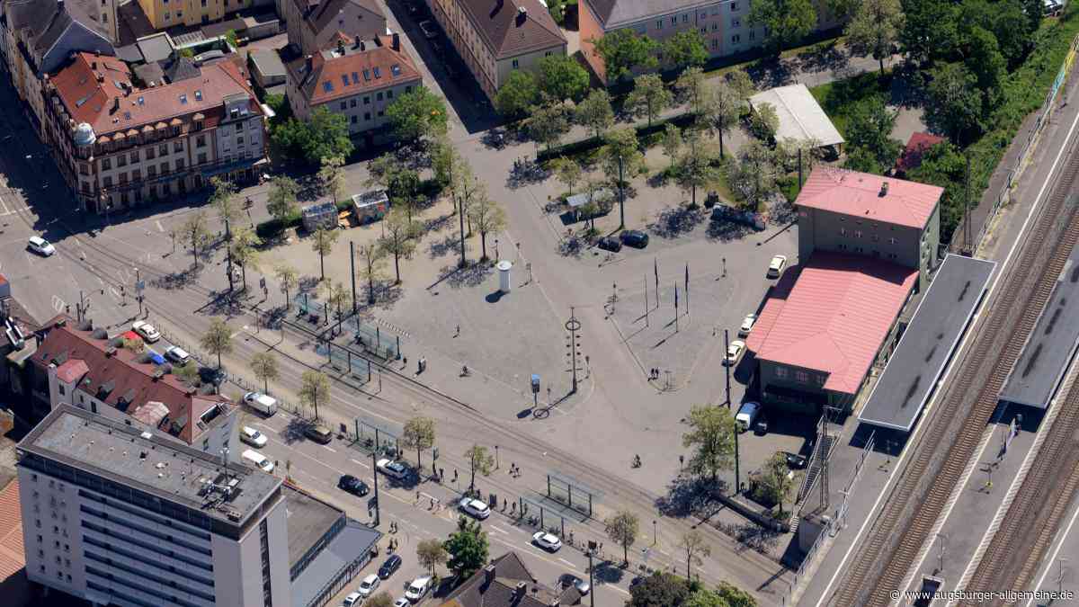 22-Jähriger geht am Helmut-Haller-Platz auf Frau und Polizei los