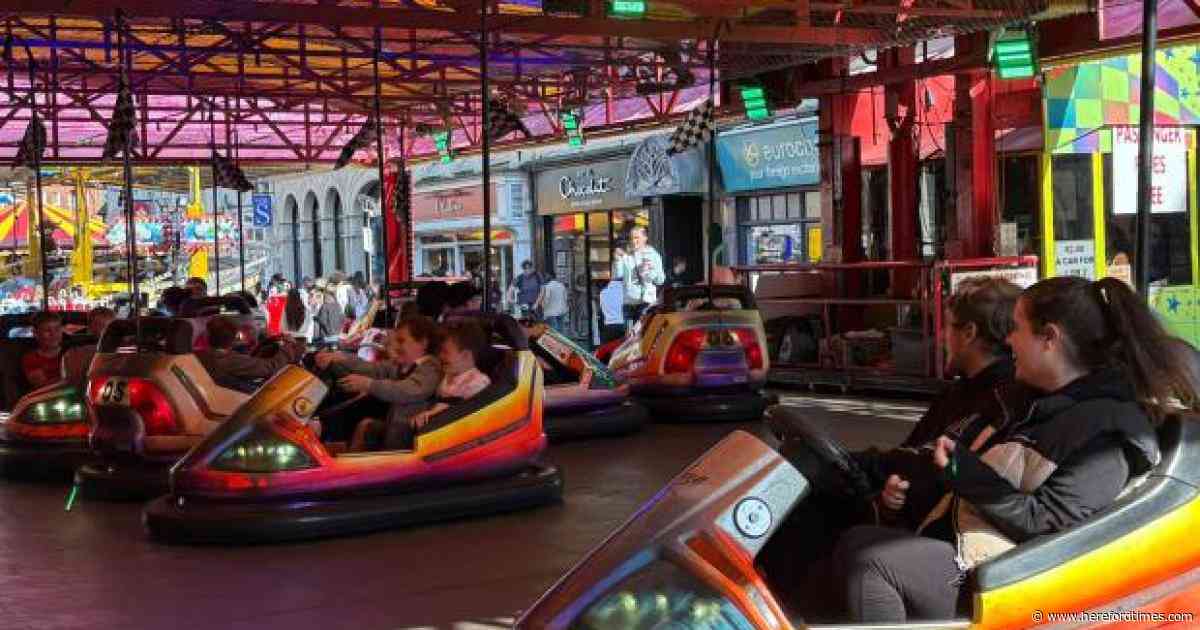 'Business as usual' for May Fair after dramatic fire sees smoke fill street