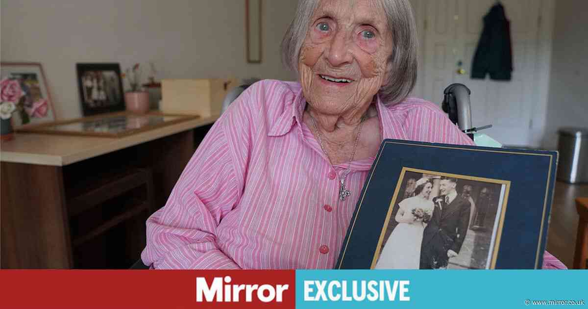 'I met my husband on train home from VE Day party 1945 - it was love at first sight'