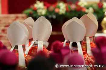 Conclave live: Cardinals begin secret election to choose next Pope in Sistine Chapel