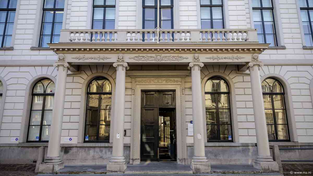 15 jaar cel en tbs geëist tegen man die vrouw wurgde omdat ze wilde scheiden
