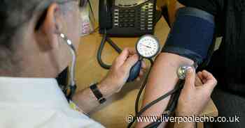 Doctor names one thing every adult over 40 should be doing that could be a 'life saver'