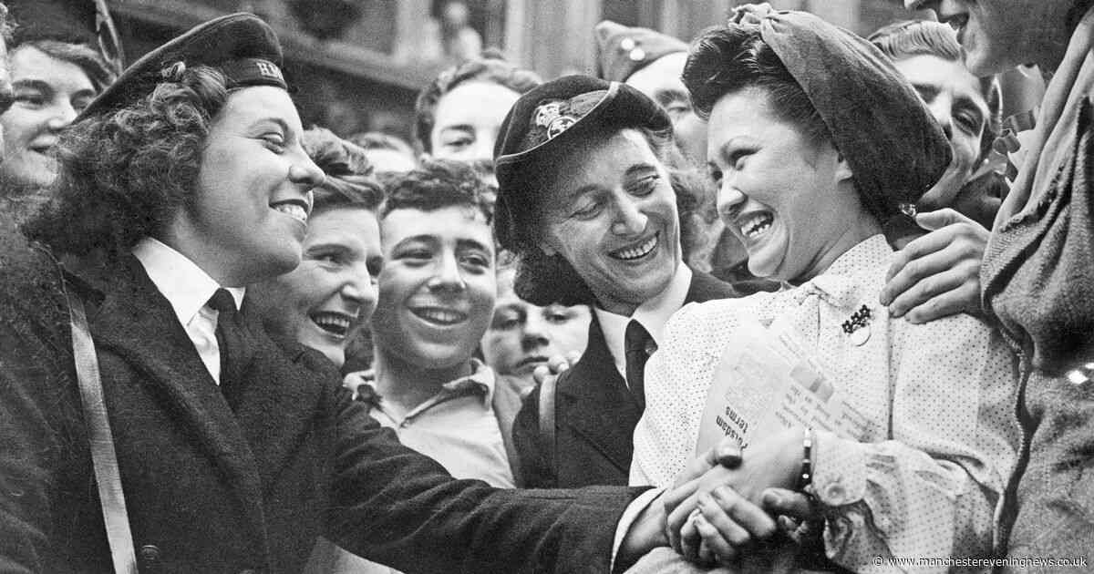 Commemorate VE Day with 50 iconic images from WWII