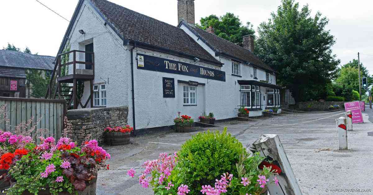 Plans to turn former country pub into three homes approved