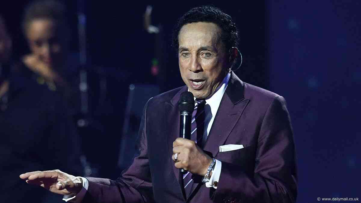 Smokey Robinson responds to sexual assault allegations with blistering three-word response