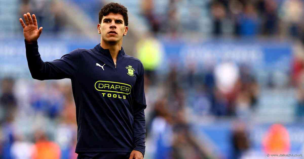 Harwood-Bellis 'not surprised' by lengthy Fernandes chant at Leicester