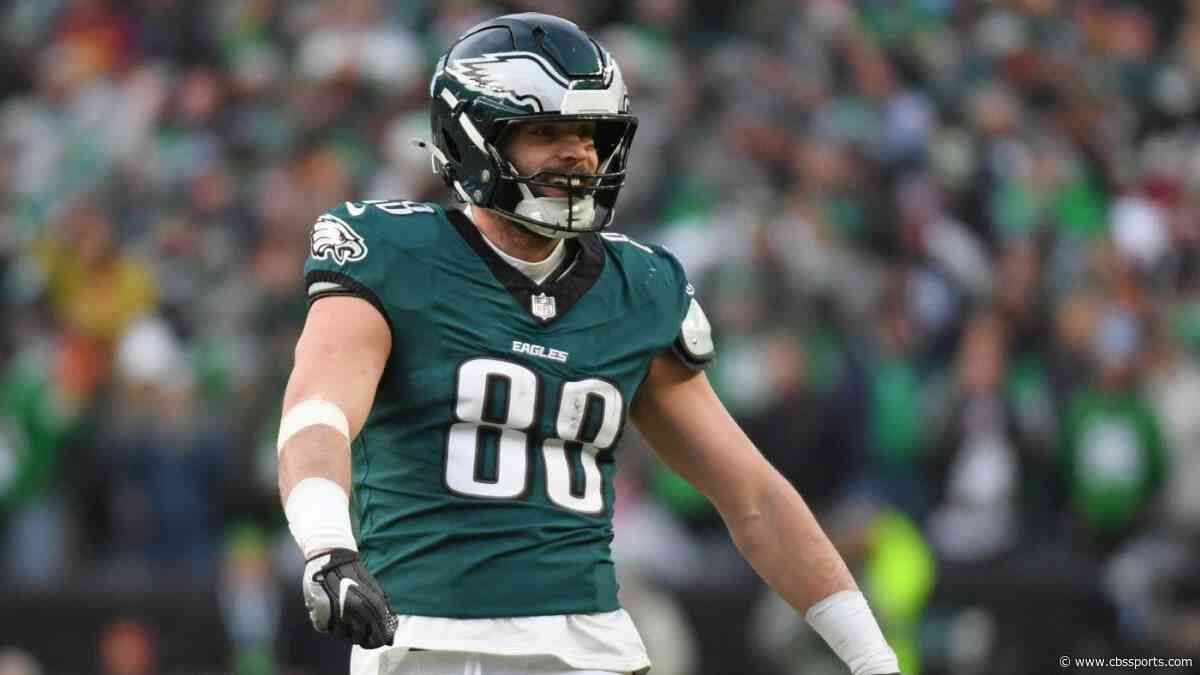 Eagles' Dallas Goedert reworks contract to stay in Philadelphia for 2025 season, per report