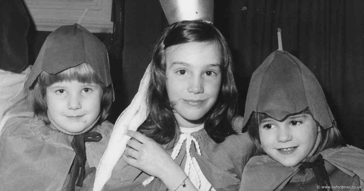 Girls enjoy the Festival of Queens at Oxford Town Hall