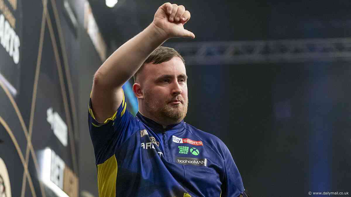 Luke Humphries offers theory as to why darts rival Luke Littler is being booed by fans