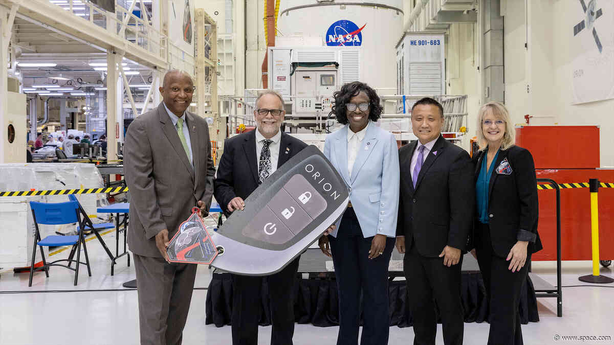 NASA gets keys to Orion spacecraft | Space photo of the day for May 7, 2025