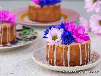 Recipe: Elegant, effortless and beautiful Mother's Day mini cakes