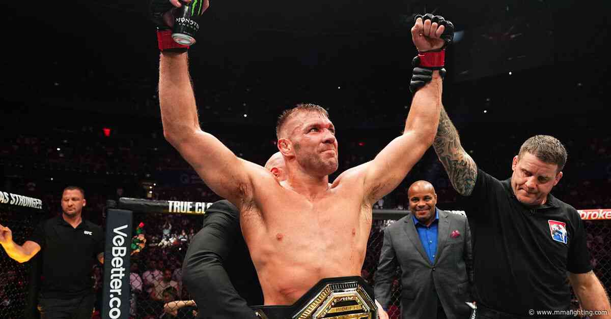 Dricus du Plessis claims Khamzat Chimaev fight agreed upon for ‘two dates’
