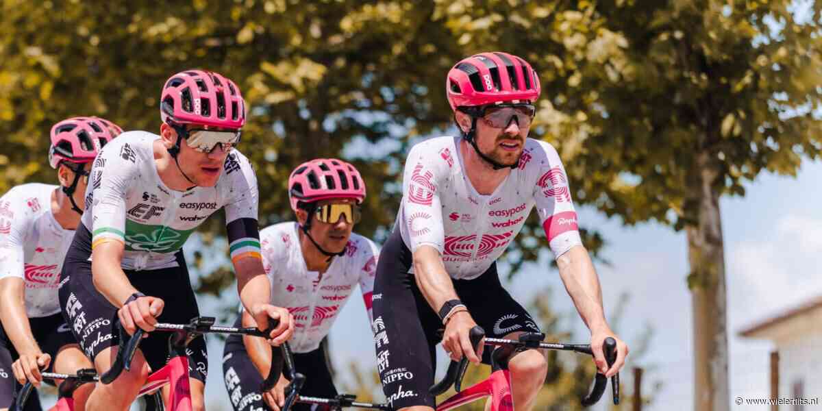 Giro 2025: EF Education gaat vol voor eindzege Carapaz en presenteert volgens traditie nieuw tenue