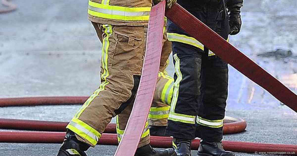 Firefighters tackle late-night blaze at Lewisham dry cleaners