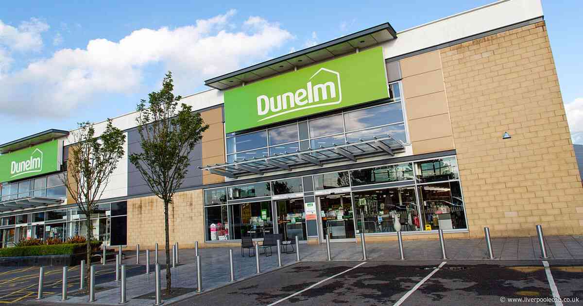Dunelm cuts 20% off 'beautiful and comfy' accent chair with perfect reviews