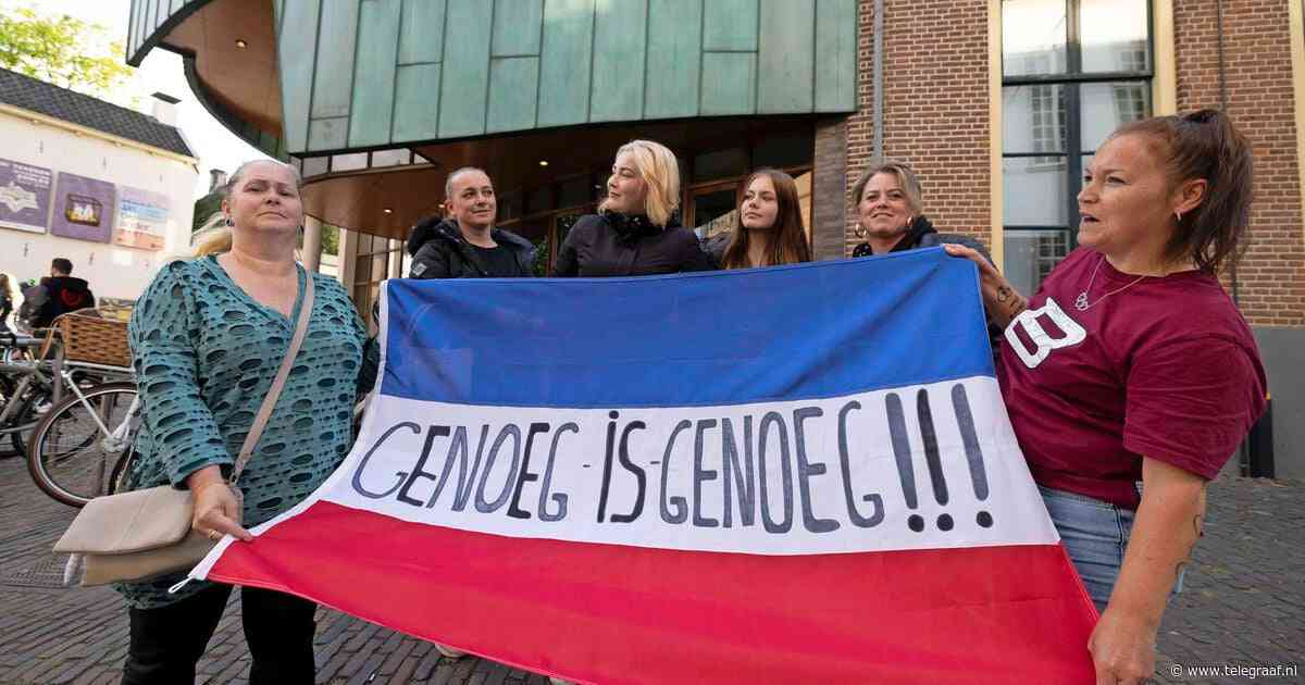 Tegenstanders ’tweede Ter Apel’ in Zutphen eisen opheldering: ’Durf niet meer in naveltruitje over straat’