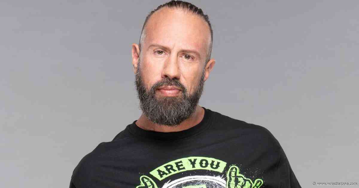 Sean Waltman Believes This WWE Superstar Should Be Handed The Ball To See How Far They Run With It