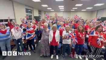 Choirs mark VE Day singing White Cliffs of Dover