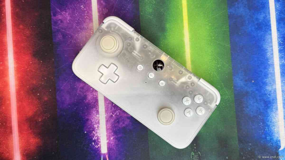 Review: This Portable Controller Is the Perfect On the Go Gaming Accessory