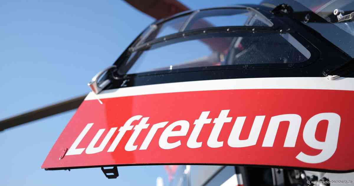 Vier Verletzte bei Kreuzungsunfall – Hubschrauber im Einsatz