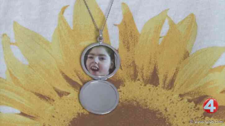 'The Sunflower Promise' shares hope with grieving mothers one sunflower at a time