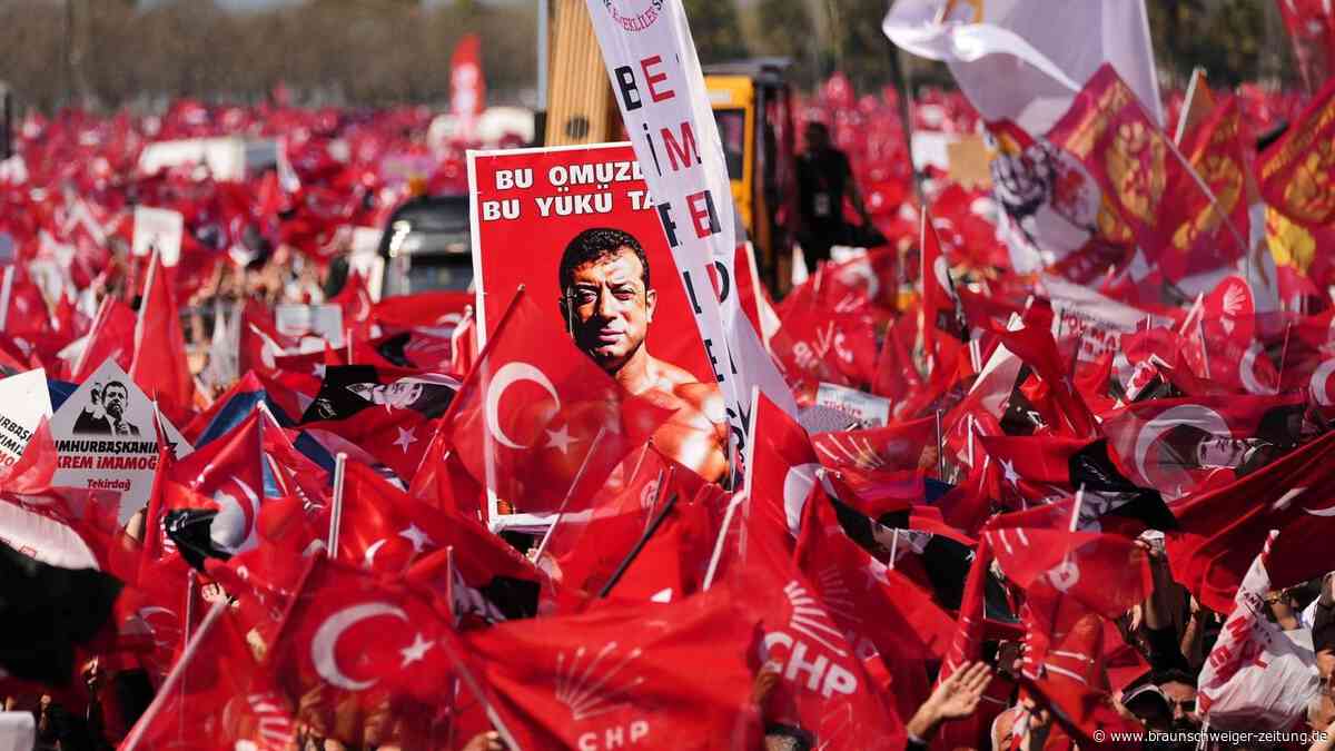 Zehntausende bei erneuten Protesten in Istanbul