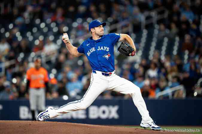 Blue Jays RHP Max Scherzer throws to hitters for the 1st time since going on injured list