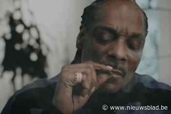 Achter de experimentele nieuwe videoclip van Snoop Dogg zit een Belg: “Hij rookt joint na joint”