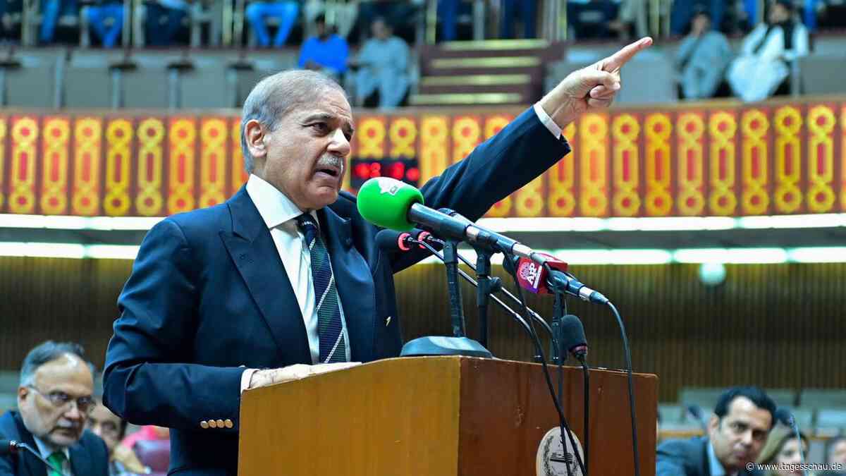 Pakistans Premier kündigt Reaktion auf indische Angriffe an