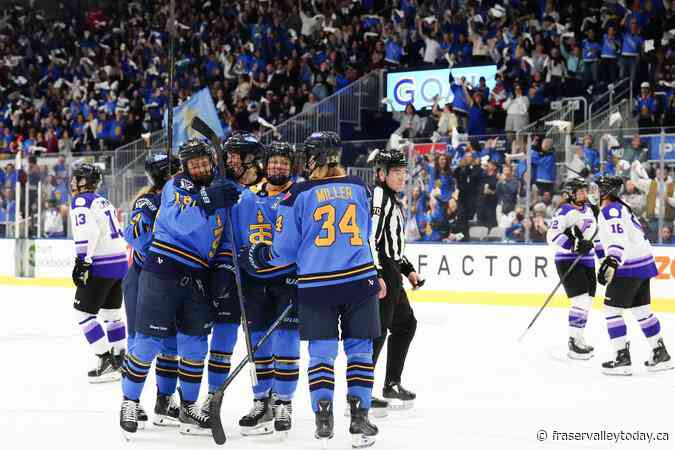 Rookie Gosling stars in Sceptres 3-2 Game 1 win over Frost in PWHL playoffs