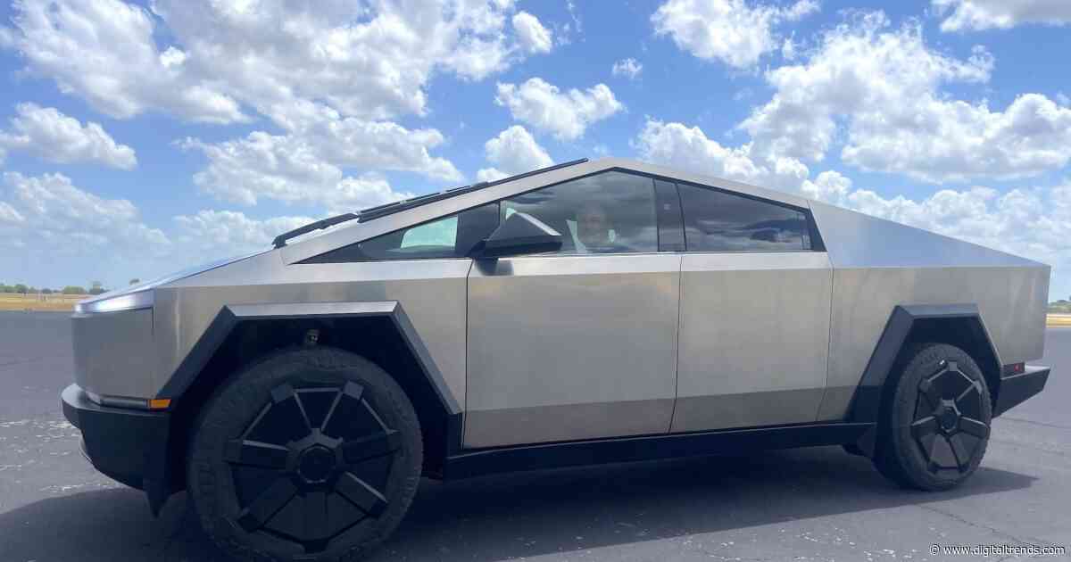 Tesla just scrapped the Cybertruck range extender