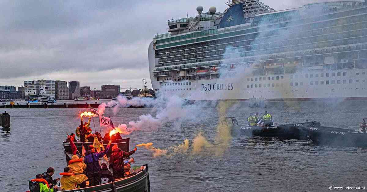 Amsterdam probeert kritisch klimaatrapport geheim te houden: zogenaamd ’groenste college van Nederland’ krijgt flinke draai om de oren