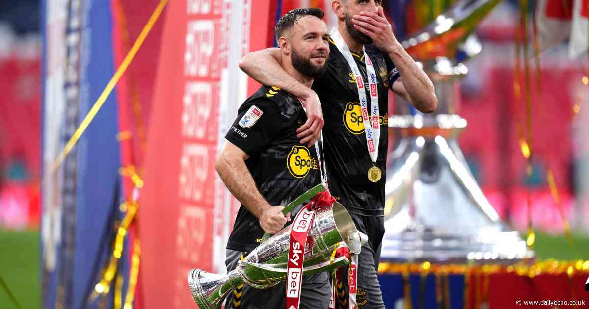 'Ill-advised' - Saints warned not to sell Armstrong despite 'disappointing' loan