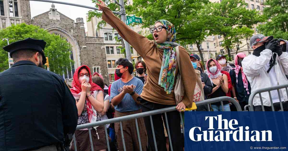 Dozens of pro-Palestinian protesters arrested after Columbia calls in police