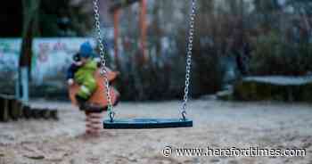 Anger over children's carer previously accused of child abuse