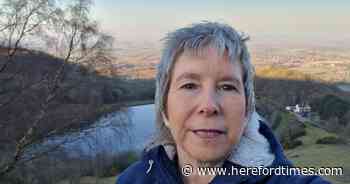 I'm running 31 miles in memory of 'kind, generous, and beautiful' mum