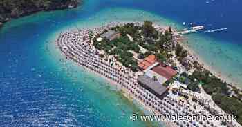 I found an affordable holiday destination with a turquoise lagoon and 25C heat in May